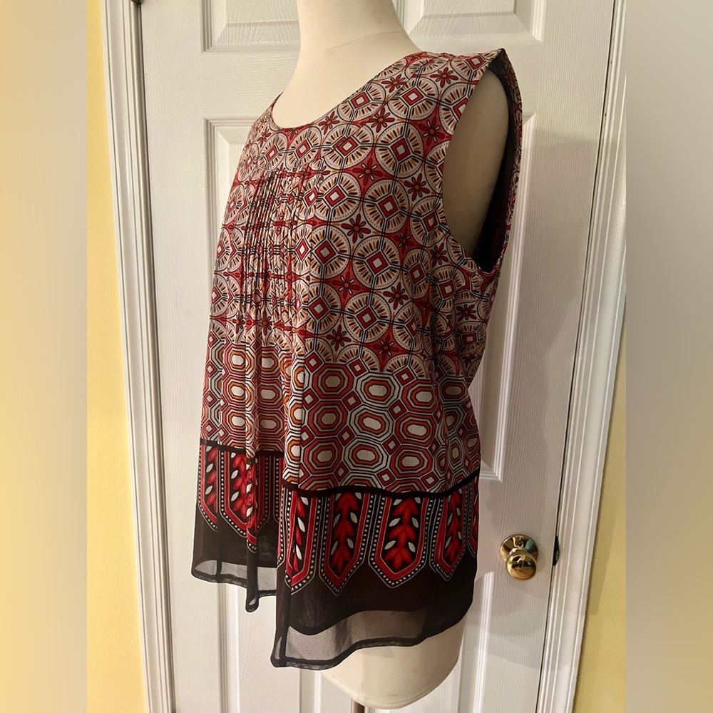 Woman’s Rafaella Sleeveless Top
